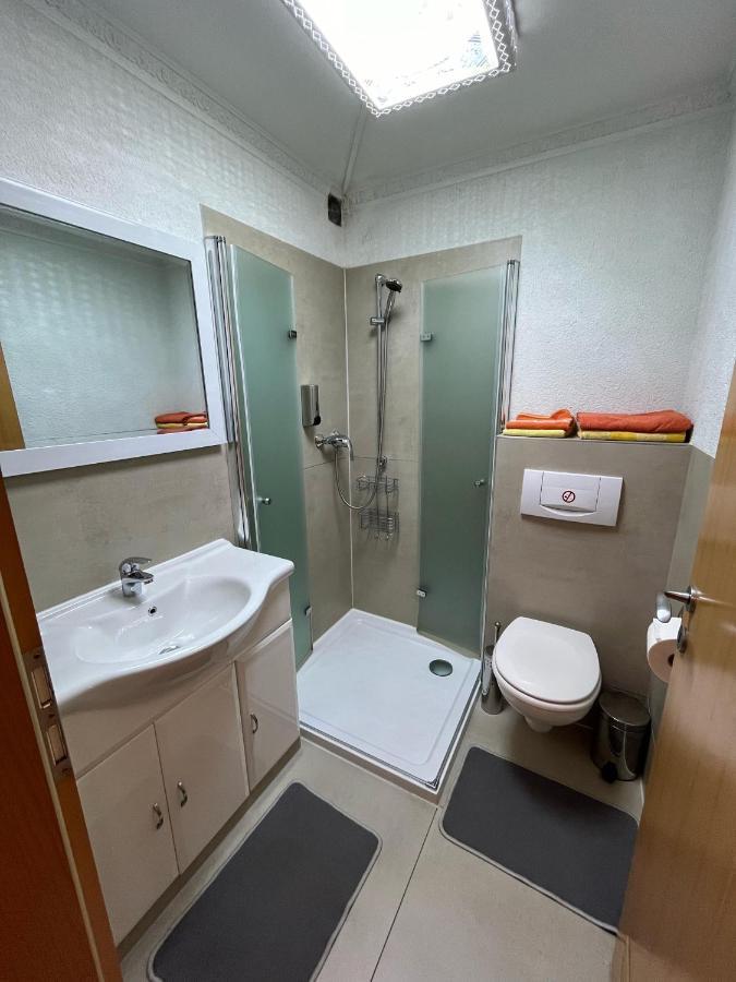 Ruhige Geräumige Apartment *